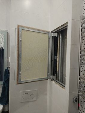 Люк под плитку Секрет 3.0 300*900 Люк под плитку Секрет 3.0 300*900