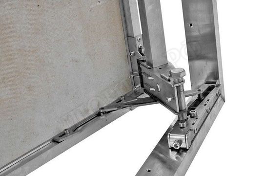 Люк под плитку Нажимной Мега Алюм 700*500 Люк под плитку Нажимной Мега Алюм 700*500