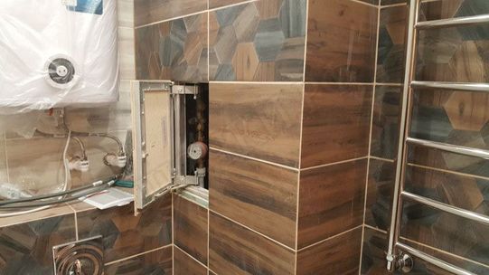 Люк под плитку Нажимной Секрет-Лайт 500*900 Люк под плитку Нажимной Секрет-Лайт 500*900